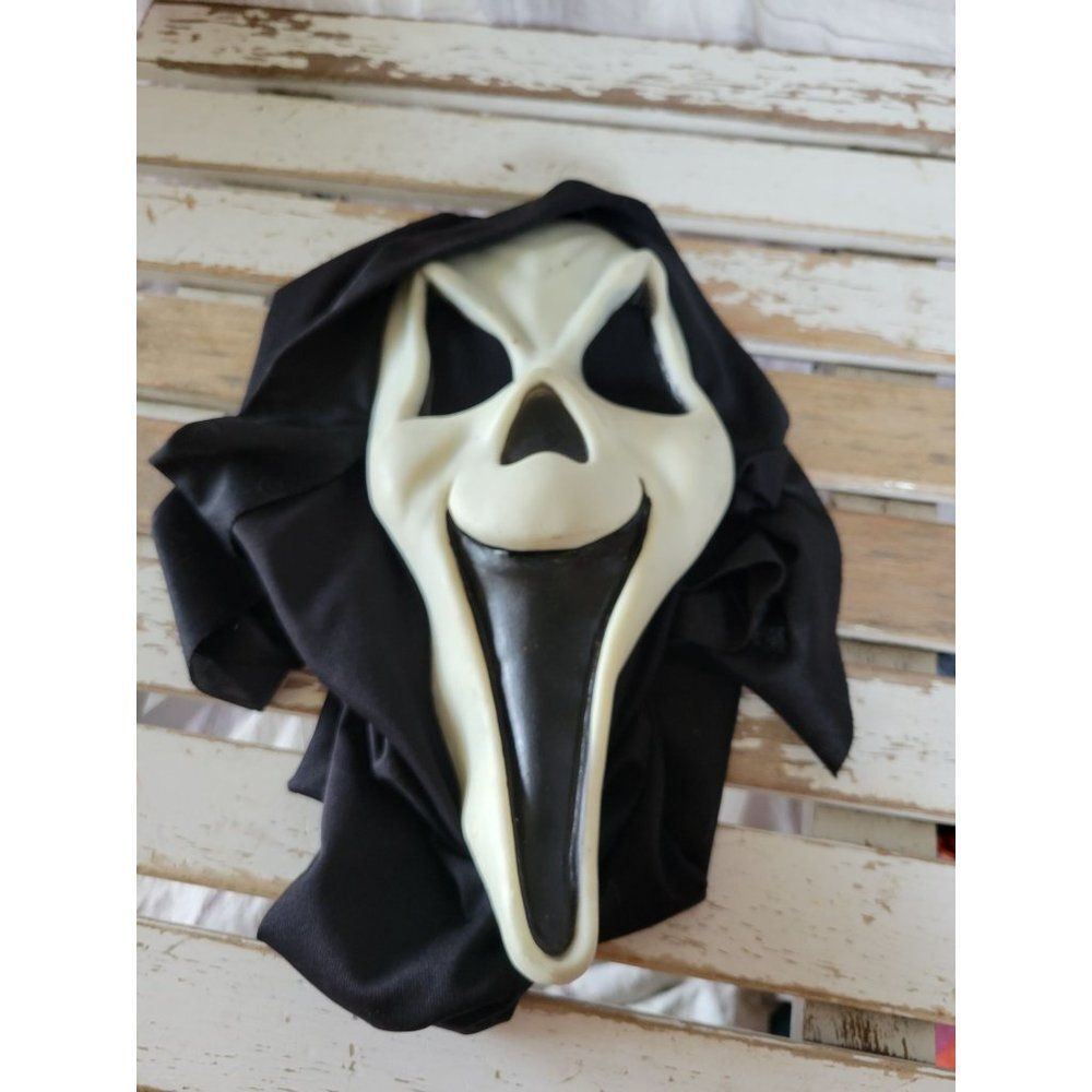 vintage Fun world scream ghost face mask Halloween face stamped